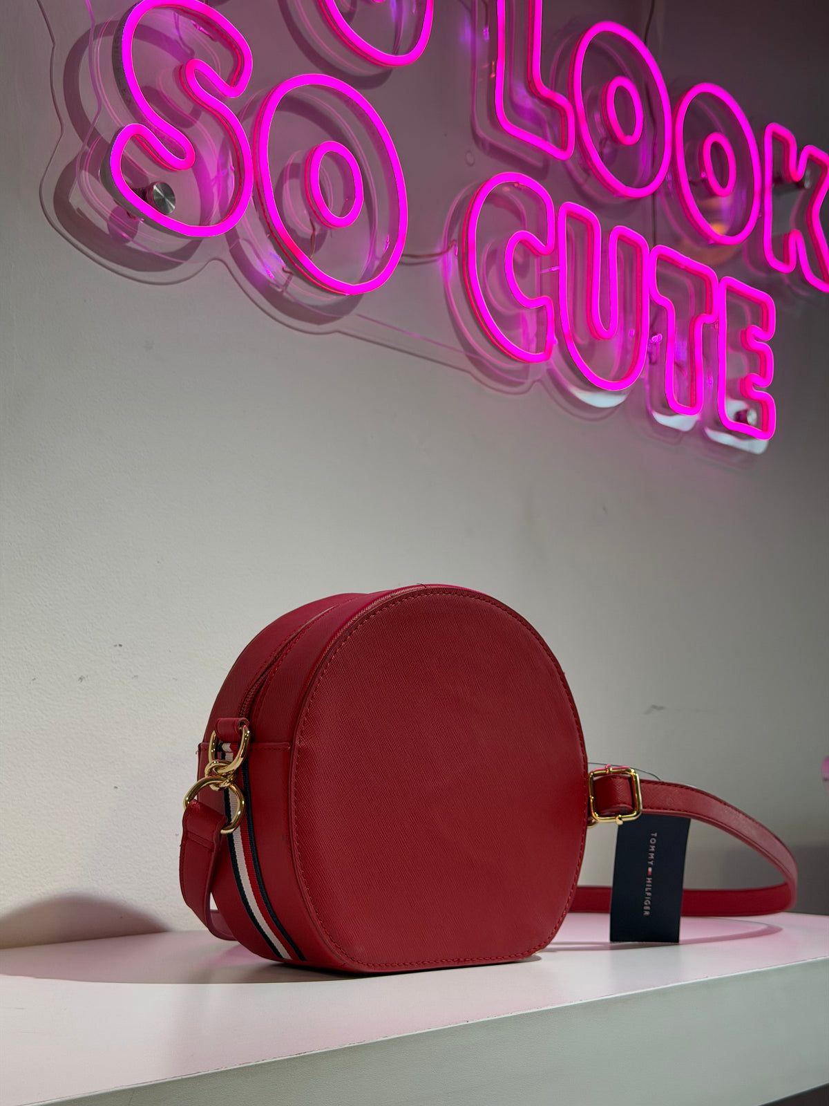 Bolso Tommy Hilfiger bandolera roja