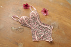 Body Rosalía floral rosa